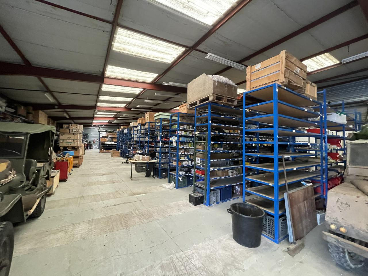 Local d'activité Montlouis-sur-Loire 3042m² Vente local d'activité Montlouis-sur-Loire Indre-et-Loire OVACT2203808 1